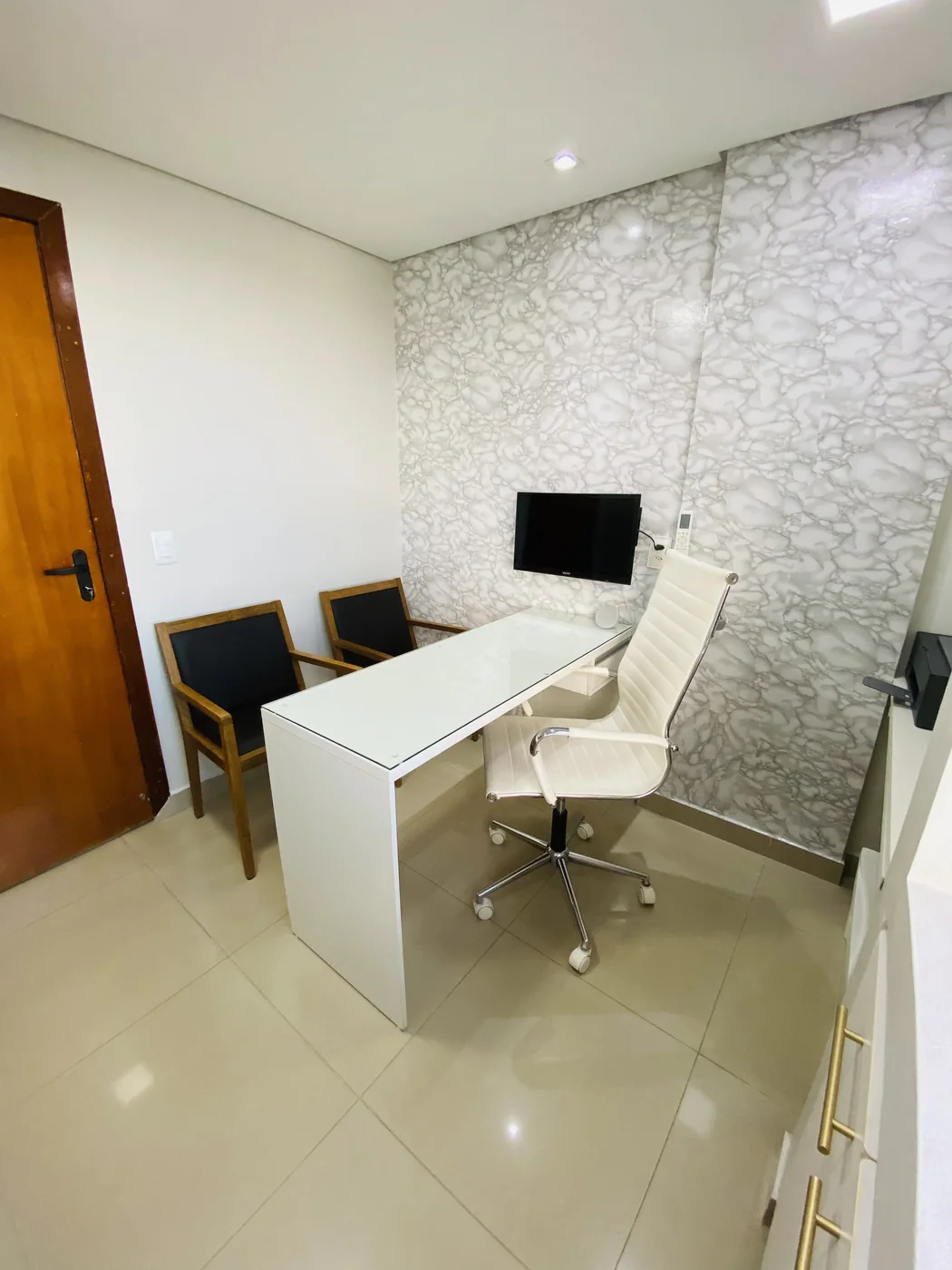Consultório 1 disponível para sublocação no coworking Acurar